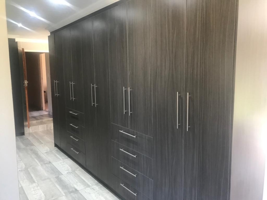 13 Bedroom Property for Sale in Soutpan Free State